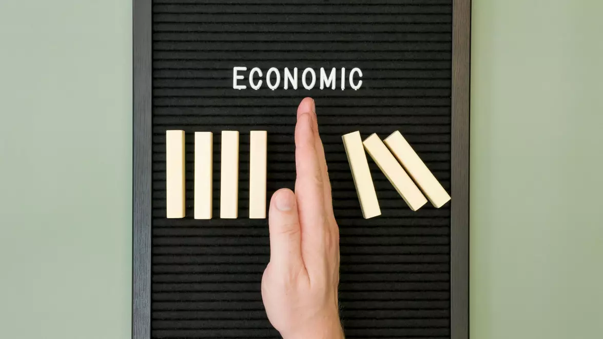 Cum îți protejezi economiile de inflație. Cele mai sigure metode prin care îți poți proteja banii