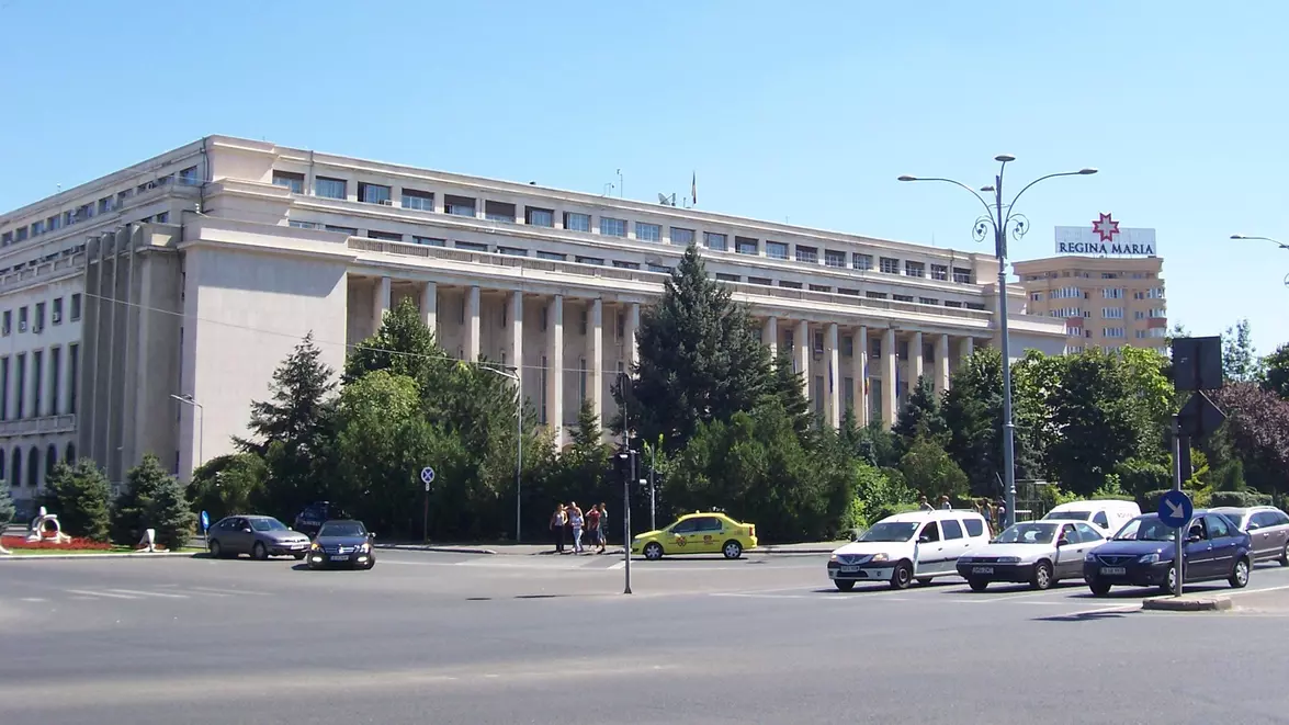 Ministerul Dezvoltării raportează depășirea cu 39% a țintei PNRR pentru renovarea energetică a clădirilor publice. Documentele beneficiarilor sunt încă verificate