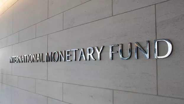 FMI avertizează: economia globală se apropie de limitele rezilienței. România va înregistra una dintre cele mai mari contracții din Europa