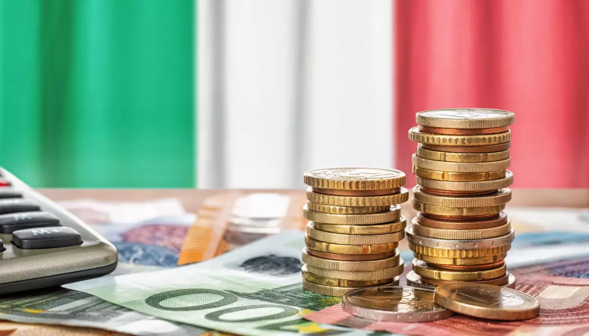 Cum ar putea criza datoriei publice din Franța să provoace o recesiune în Italia. Efectele s-ar putea resimți și în alte state din zona euro 