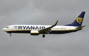 Ryanair estimează tarife mai mici în perioada iulie-septembrie. Profitul trimestrial a fost sub estimările analiștilor
