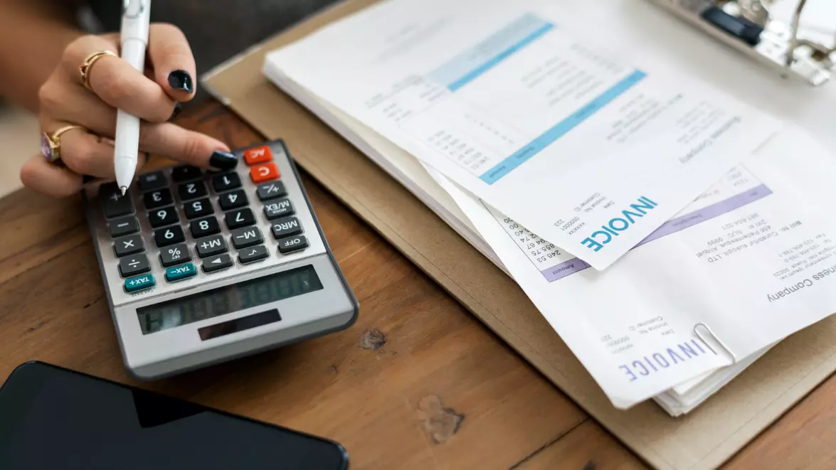 Ce taxe plătește un antreprenor. Nota de plată nu se oprește la impozitul firmei