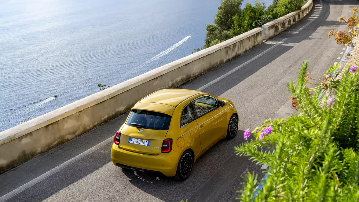 Fiat își revine după lansarea noilor modele. Vânzările din Europa au crescut cu 25%