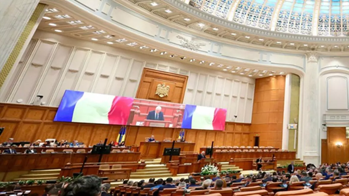 Parlamentul a adoptat legea privind acțiunile statului. Vânzarea participațiilor este blocată până la finalul lui 2027