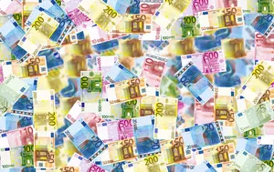 România a acordat ajutoare de stat de peste 2,5 miliarde de euro. Banii au mers spre industrie, construcții și sectorul auto. 