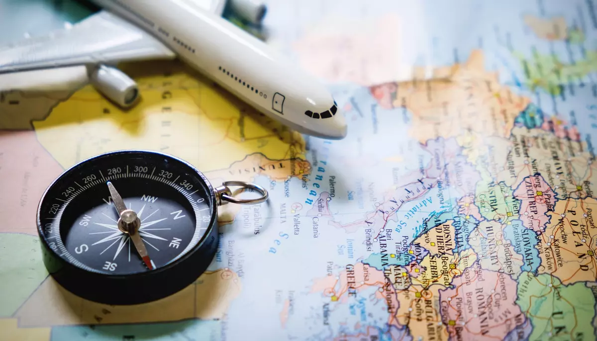 Numărul turiștilor români a scăzut cu 5,8% în luna februarie. Emirates deservește doar 125 de destinații internaționale în perioada de Paște