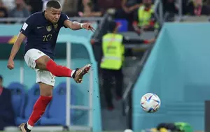 Producătorul elvețian On intră în fotbal cu Kylian Mbappé. Brandul elvețian provoacă dominația Nike și Adidas