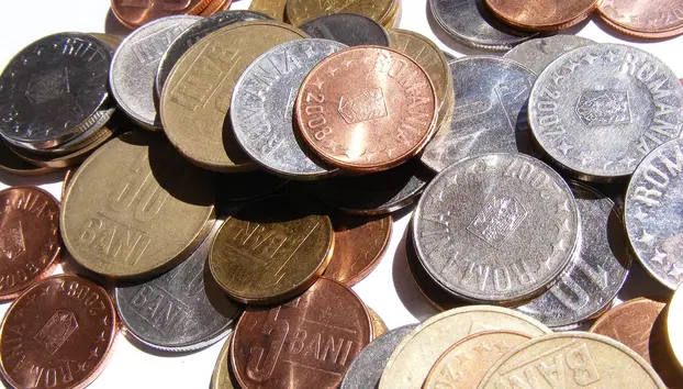 Salariul minim urcă la 4.325 lei brut. De ce nota de plată a majorării se poate întoarce în prețuri