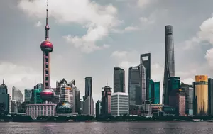 Cum influențează China economia globală. Rolul său se vede în prețuri, energie și comerț