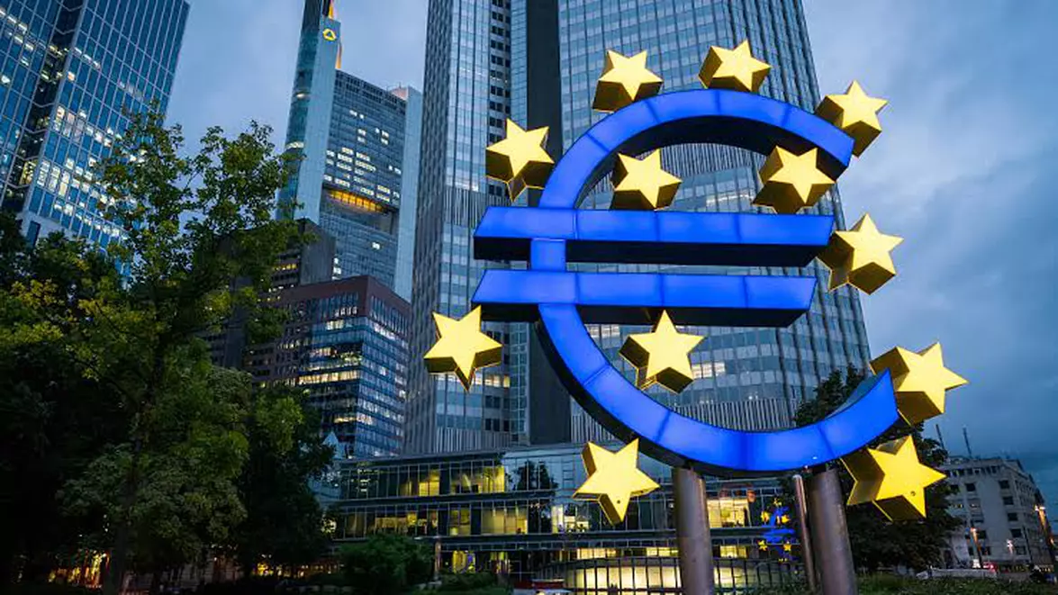 Zona euro crește cu 0,4% în trimestrul al doilea. Economia depășește estimările, dar complică planurile BCE