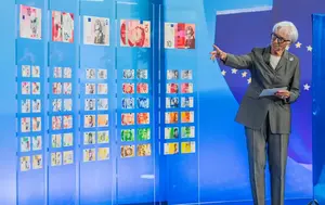BCE prezintă 10 variante pentru noile bancnote euro: artiști sau păsări. Aici găsești linkul unde poți vota