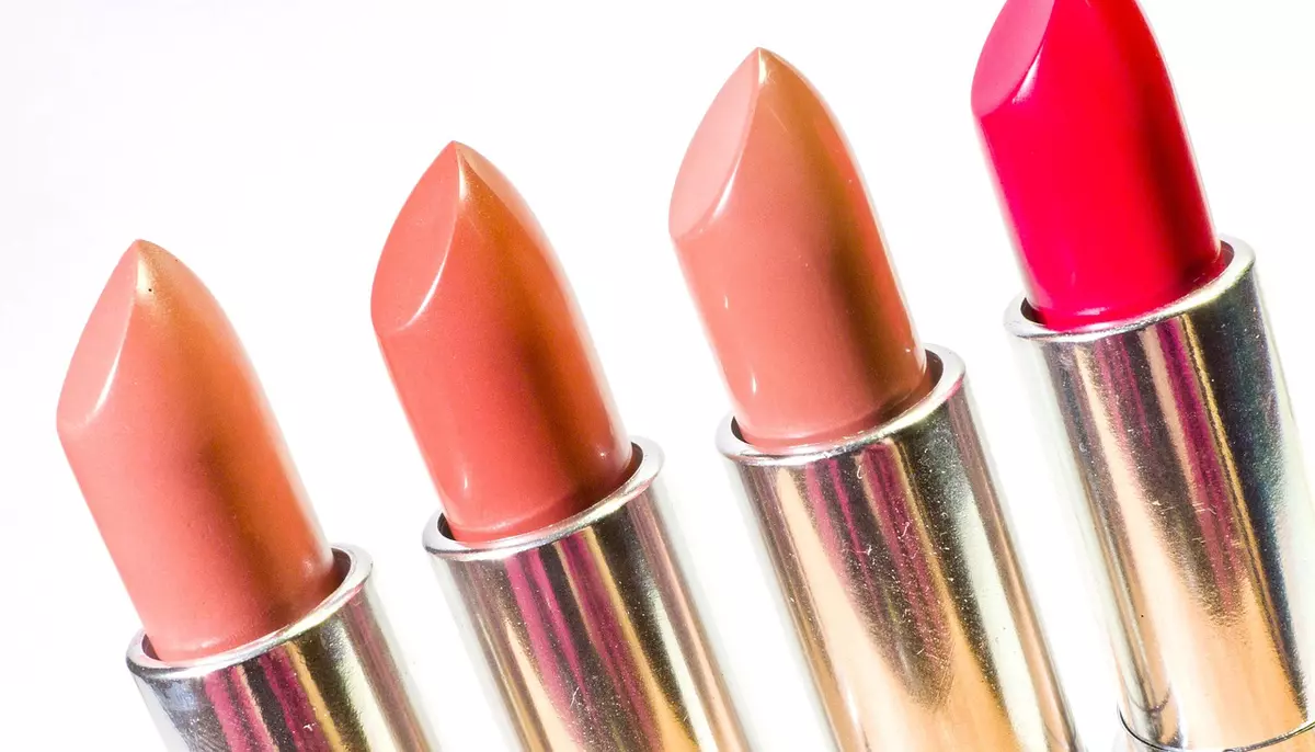 Rujul ne poate spune cum stă economia. De ce este relevant „Lipstick Index” în perioadele de recesiune