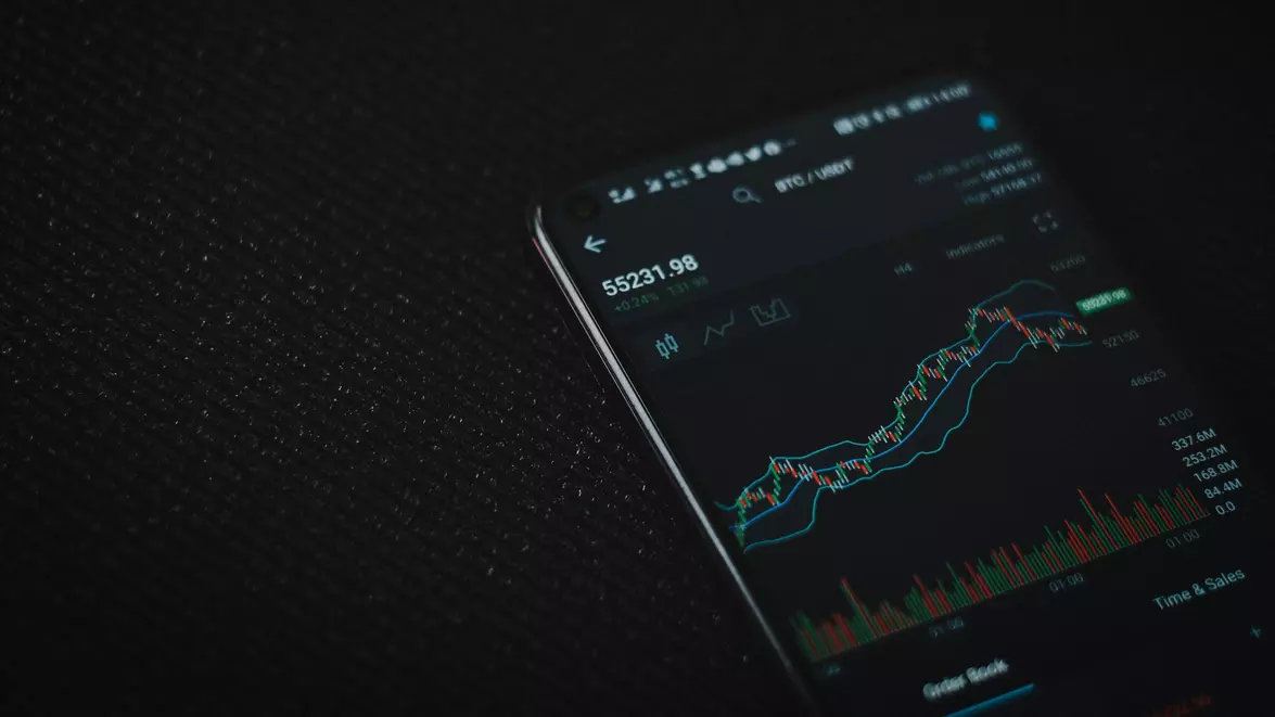 Piața crypto a scăzut cu 3,3% în mai. Binance Research arată cum inflația și dobânzile au apăsat activele digitale