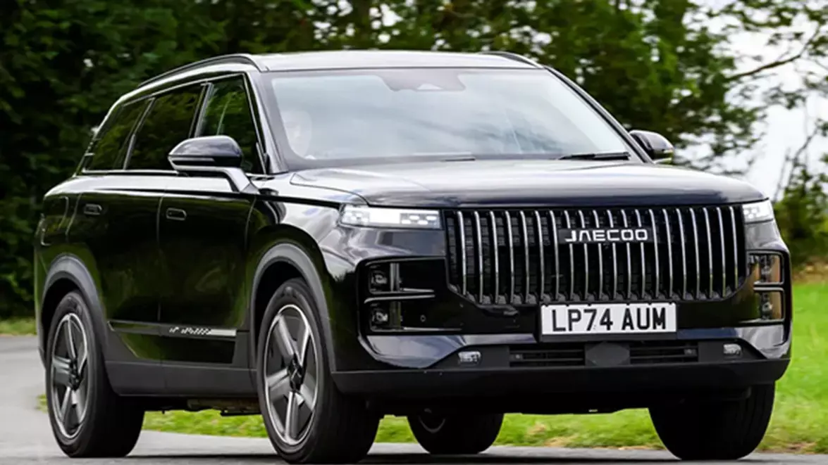 „Range Rover-ul de pe Temu” a devenit cea mai vândută mașină din Marea Britanie. Producătorii chinezi câștigă rapid teren