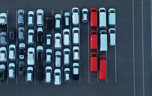 Trump amenință Canada cu tarife de 50% pentru toate automobilele și camioanele. Măsura ar urma să intre în vigoare la 1 ianuarie