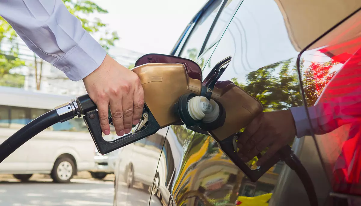 Ministerul Finanțelor menține reducerea accizei la motorină. Măsura rămâne la 25% până la sfârșitul lunii septembrie