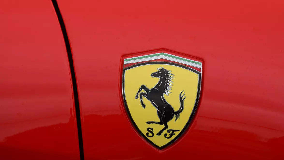 Acțiunile Ferrari au scăzut cu 6% după prezentarea primului model electric. Noul Luce pune la încercare imaginea clasică a brandului
