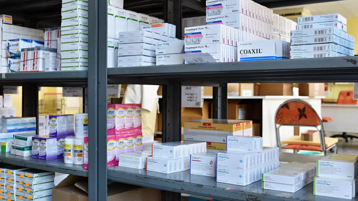 Stoica & Asociații obține în instanță o decizie favorabilă pentru Terapia. Compania poate continua comercializarea suplimentelor cu albastru de metilen