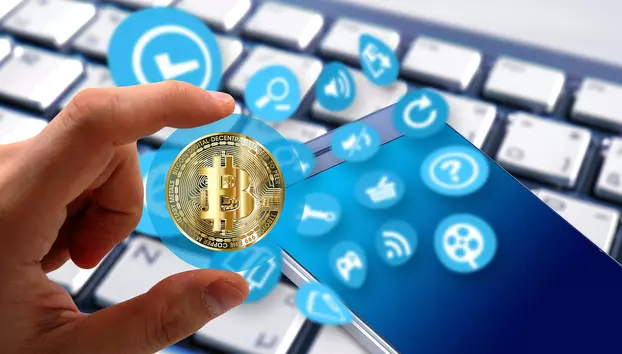 Prețul Bitcoin se menține la 62.747 de dolari. Piața așteaptă noi indicii privind economia americană și direcția Fed
