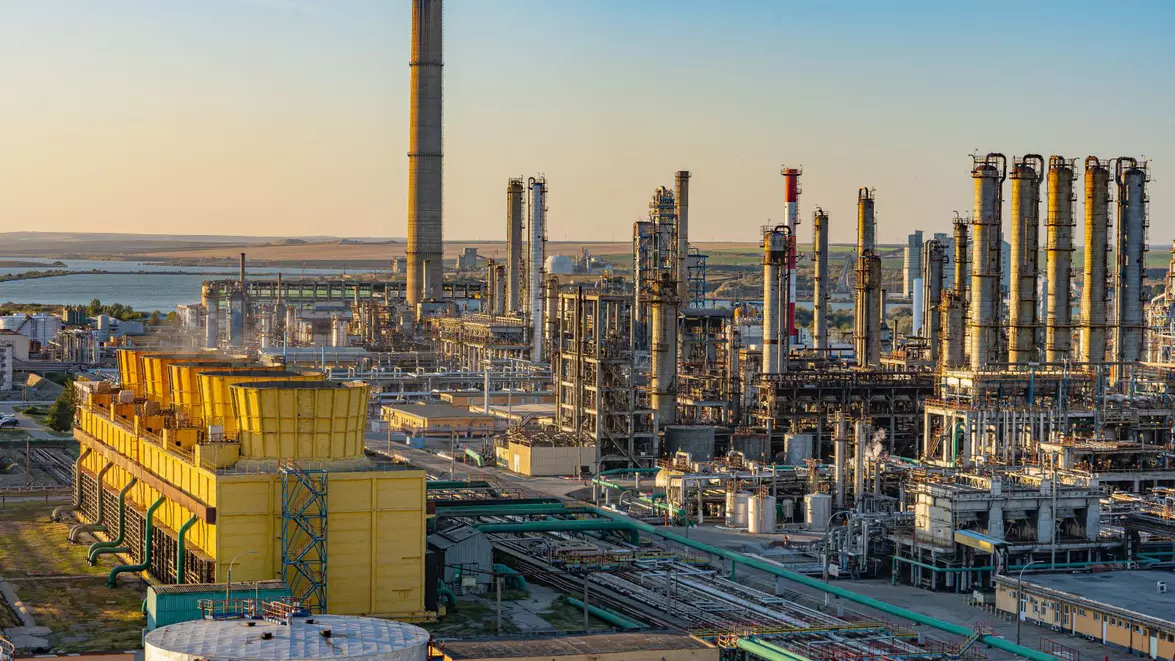 Rompetrol Rafinare revine pe profit în T1 2026. Petromidia a procesat aproape 1,2 milioane de tone