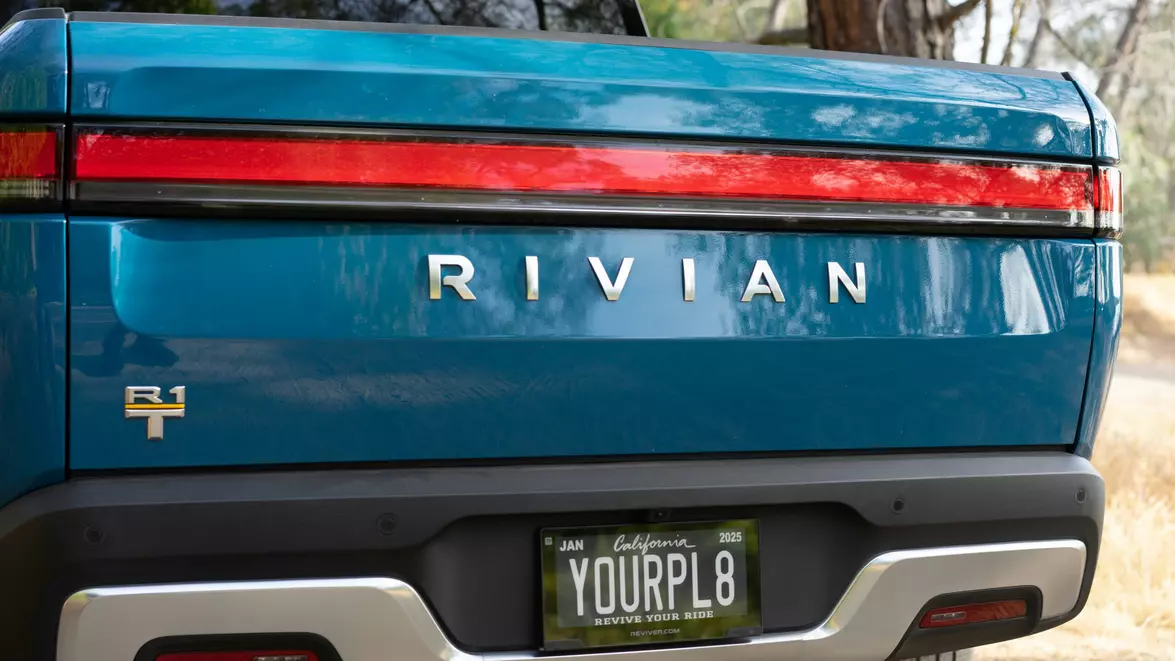 Producătorul auto Rivian își majorează vânzările odată cu lansarea noului SUV electric. Modelul R2 îmbunătățește perspectivele companiei