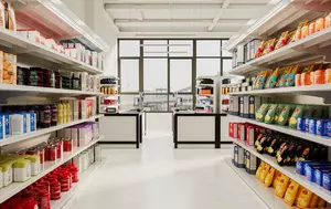 România exportă materii prime. Pe rafturile magazinelor ajung produse importate
