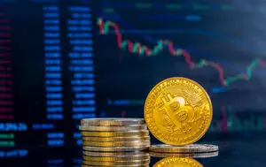 Bitcoin se menține peste 63.000 de dolari, pe fondul tensiunilor cu Iranul. Piețele cripto nu au dat semne de panică