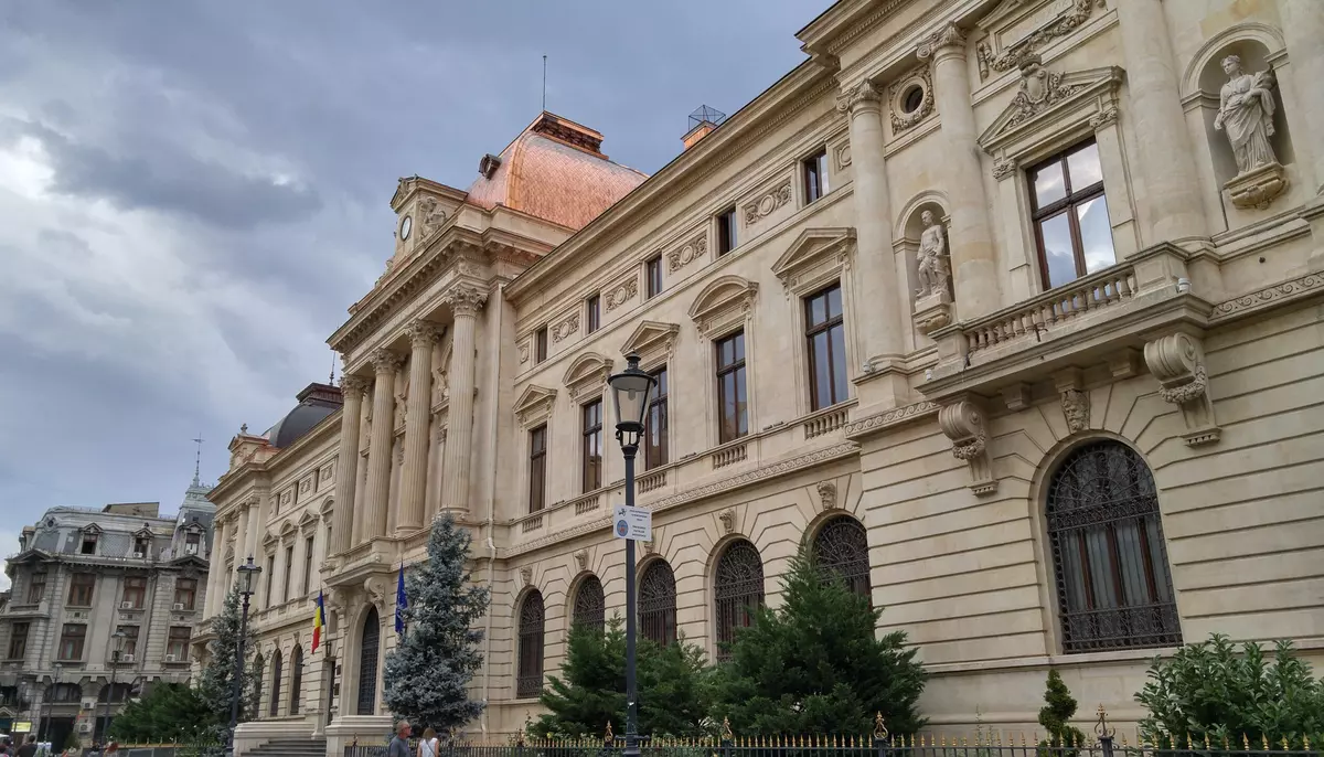 Rezervele valutare ale BNR au crescut la 64,86 miliarde de euro. Intrările au inclus 2,5 miliarde din programul SAFE