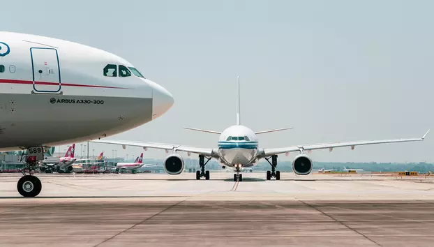 Traficul aerian din UE a crescut cu 2,3% în august. România se numără printre statele unde numărul zborurilor a scăzut