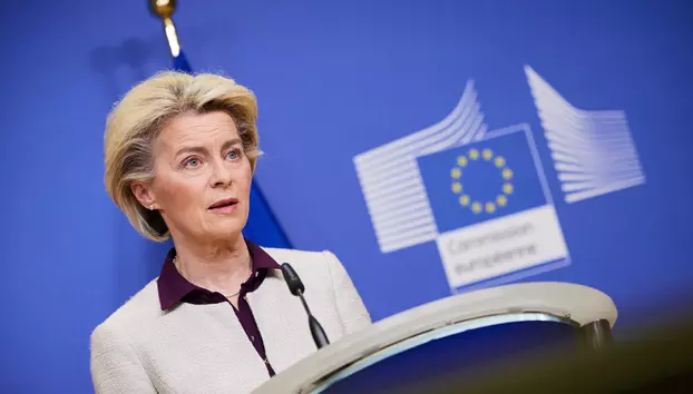 Președinta CE vrea un plan de cheltuieli de 2.000 de miliarde de euro. Germania și încă cinci țări solicită tăieri drastice