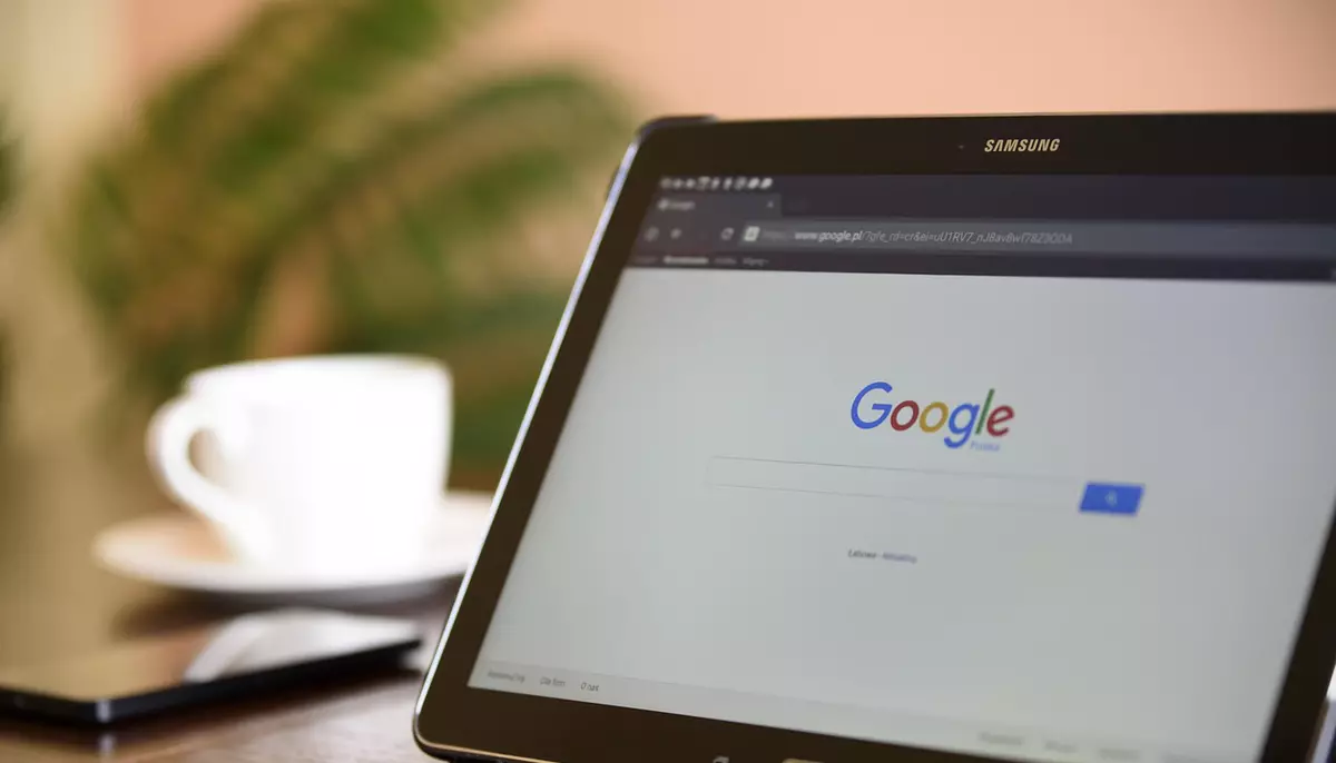 Alphabet intenționează să atragă 80 de miliarde de dolari din vânzarea de acțiuni. Banii vor fi folosiți pentru dezvoltarea tehnologiilor de inteligență artificială