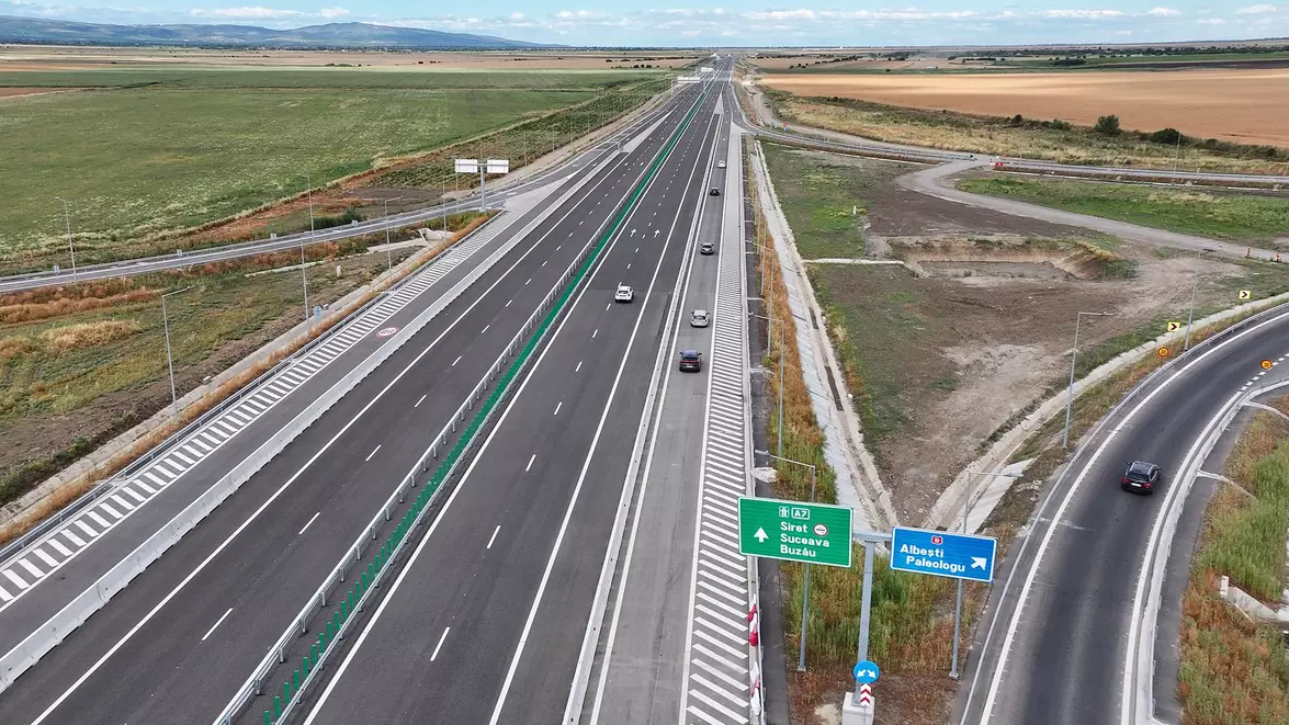 Bolojan: România semnează primul contract finanțat prin SAFE. A7 urcă încă 62 de kilometri spre Suceava