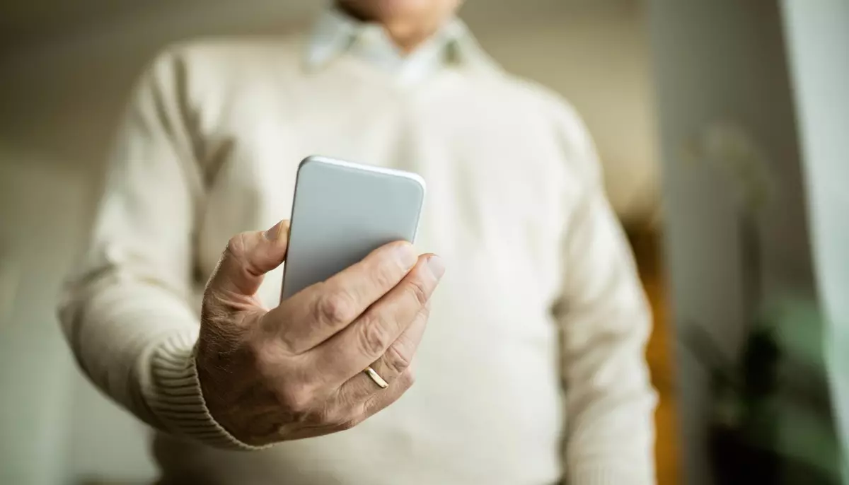 60% dintre românii peste 50 de ani au fost ținta unei tentative de fraudă online. Aproape un sfert nu au raportat pentru că nu știau cum să procedeze