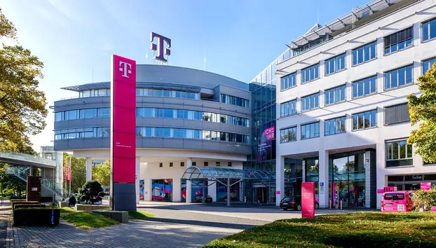 Fuziunea dintre Deutsche Telekom și T-Mobile US, în impas. Fondul de investiți Elliott se opune cele mai mari tranzacții de pe piețele publice