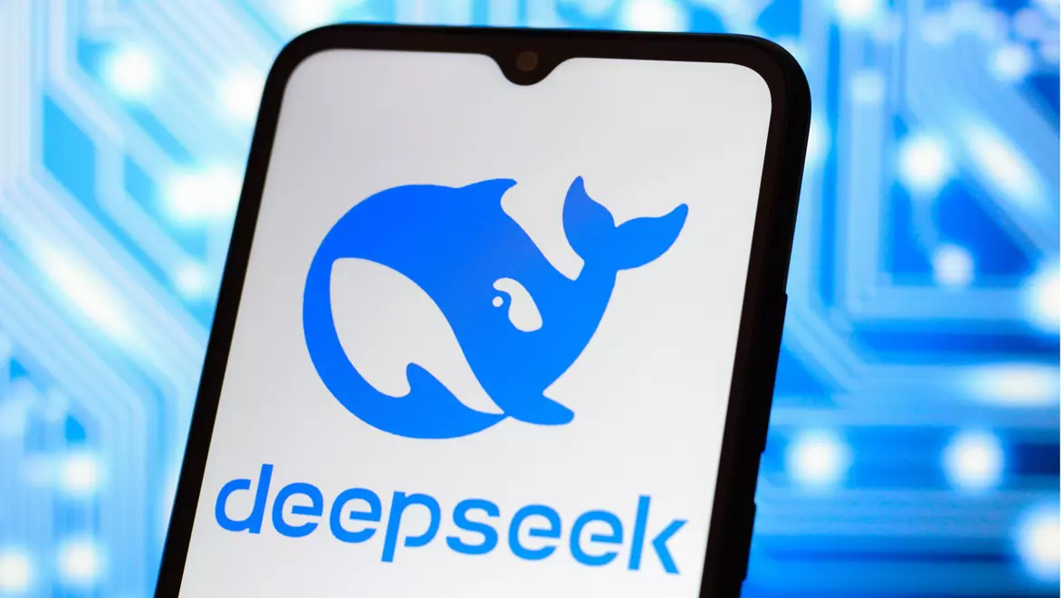 Startup-ul AI DeepSeek suspendă temporar finanțarea. Compania continuă pregătirile pentru listarea la bursă