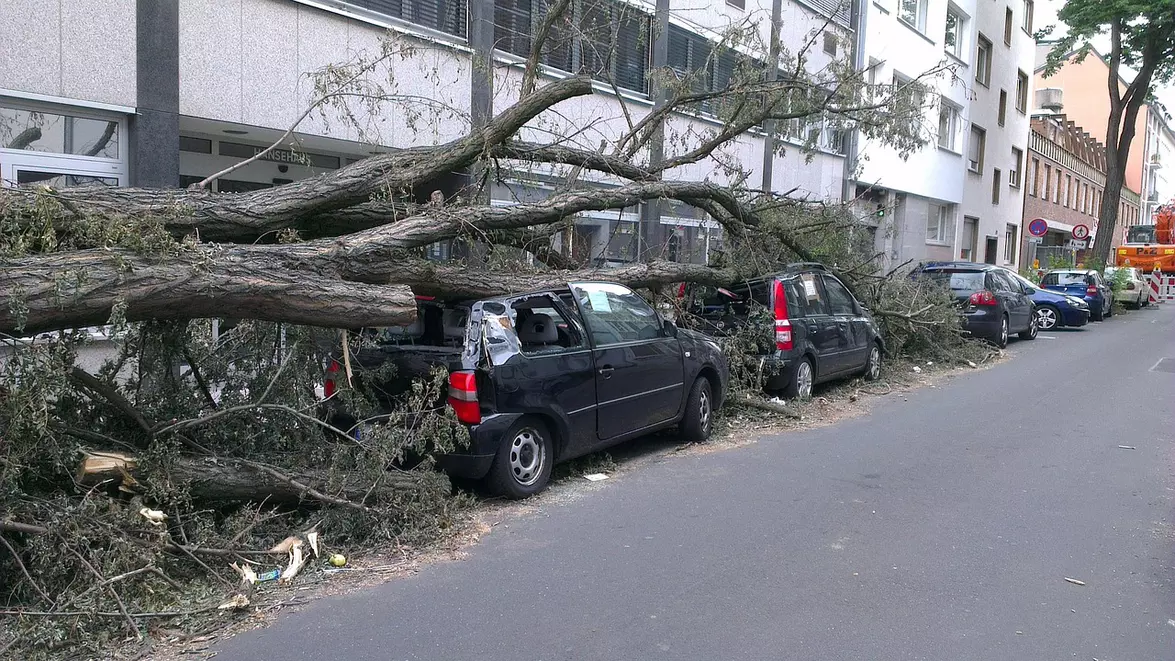 Peste 200 de dosare de daună la nivel național în urma furtunilor. Unde au fost înregistrate cele mai multe