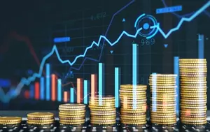 Ratingul României stă pe ultima treaptă sigură. Deficitul de 1,75% ajută, dar nu salvează anul fără reforme