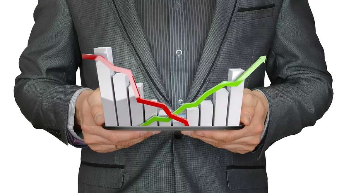 Deficitul fiscal s-a înjumătățit față de 2025. Cheltuielile publice sunt în scădere pentru prima dată în șase ani