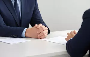 Studiu Wellhub: Managerii HR din România resimt acut presiunea retenției talentelor și costurile generate de epuizarea angajaților