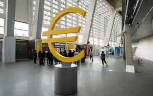 Oficialii BCE analizează noi creșteri de dobândă. Depășirea pragului de 2,5% ar marca intrarea în zona restrictivă