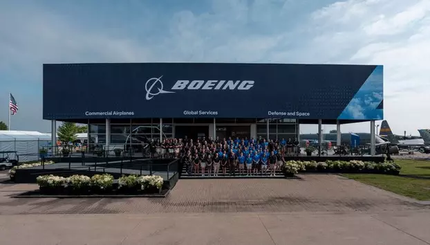 Boeing revine în forță în sectorul apărării. Compania a primit o comandă de 131 de miliarde de dolari pentru noile avioane F-15