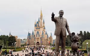 De ce fostul CEO al Disney nu mai calcă în parcurile Disneyland. Bob Chapek spune că reușitele sale au fost șterse din istoria companiei
