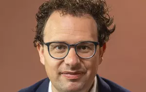 CEO-ul Anthropic se opune interzicerii modelelor AI ieftine. Dario Amodei cere însă restricții mai dure pentru China