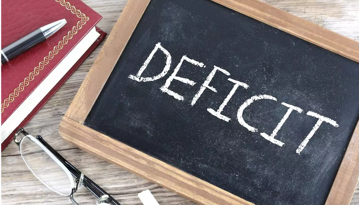 Deficitul comercial al României s-a redus cu 9,3% în primul trimestru. Importurile au scăzut mai mult decât au crescut exporturile