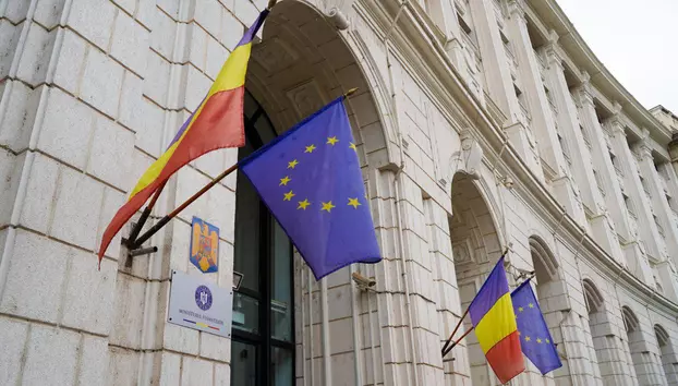 Ministerul Finanțelor anunță că datoria publică va urca la 63,9% din PIB. Depășirea pragului legal aduce restricții bugetare