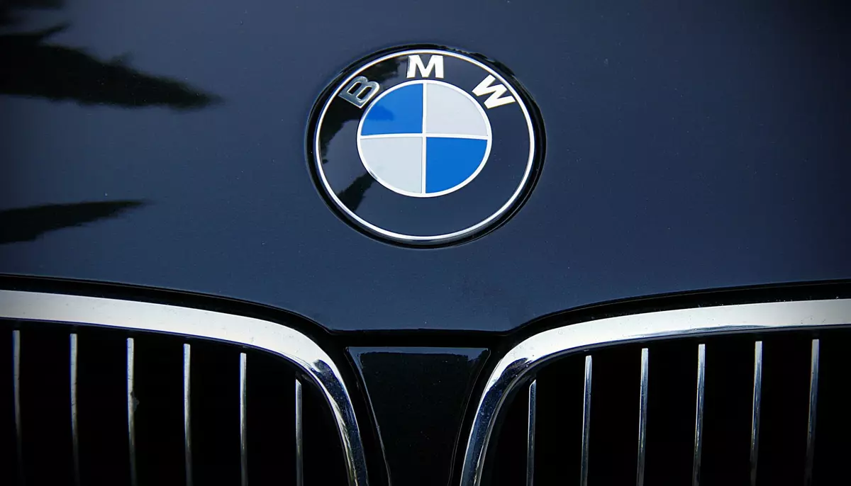 BMW a raportat o scădere de 35% a profitului. Grupul auto german va revizui practici considerate până acum de neatins 