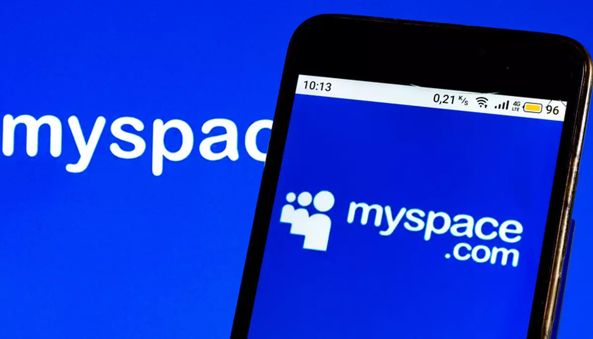 MySpace încearcă să revină după 20 de ani de moarte clinică. Noutatea: social media în care nu algoritmul decide ce vezi