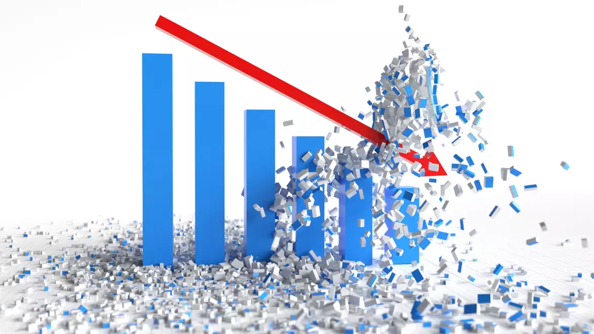 România intră într-o nouă zonă de risc economic. PIB-ul a scăzut în primul trimestru cu 0,2%, iar temerile de recesiune cresc