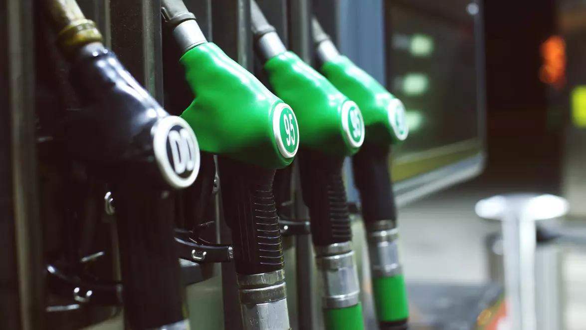 Motorina s-a ieftinit după reducerea temporară cu 20% a accizei. Prețul a coborât sub 10 lei în mai multe stații
