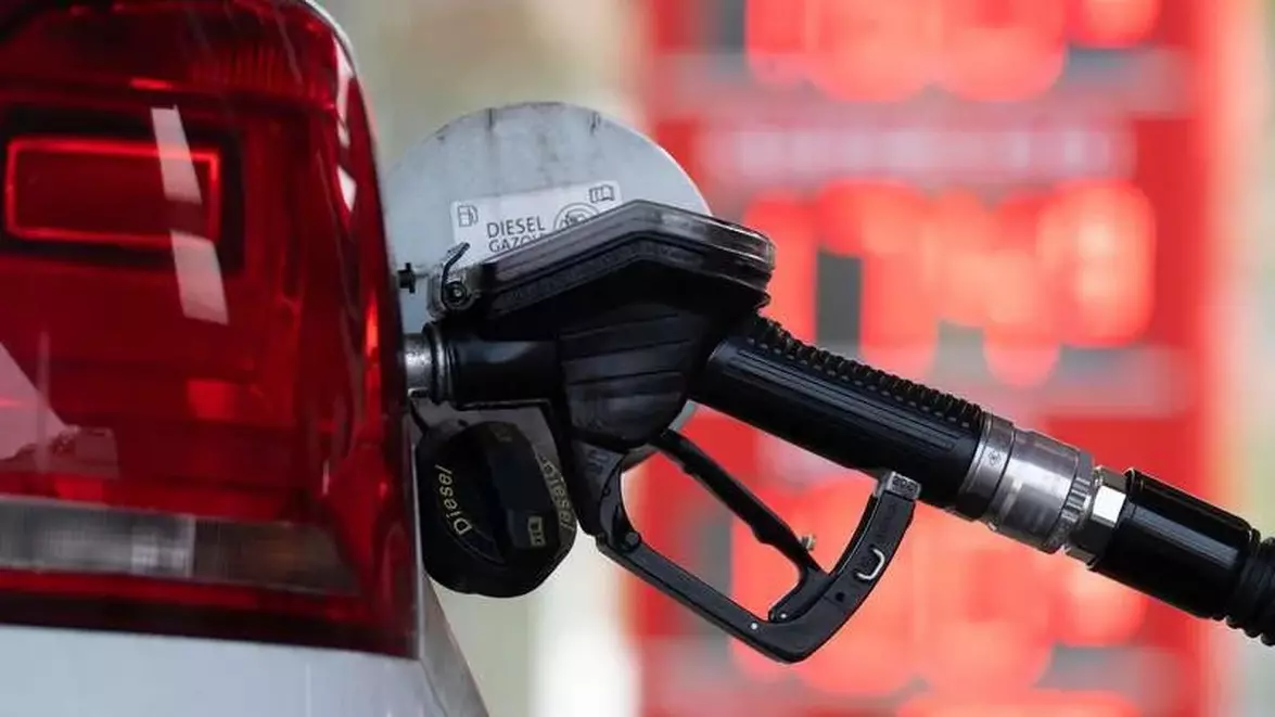 Cum a tăiat Germania prețul la pompă: statul a redus temporar taxa pe carburanți, iar benzina a coborât din nou sub 2 euro